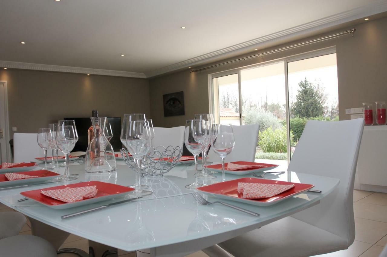 Villa Jasmin Régusse 外观 照片